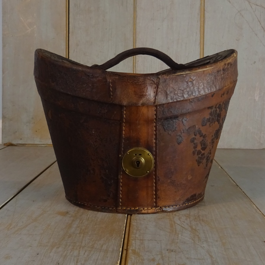 Victorian Leather Hat Travelling Case